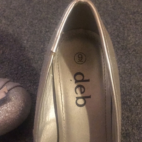 Silver sparkly Deb heels, Size 9 - Picture 5 of 5